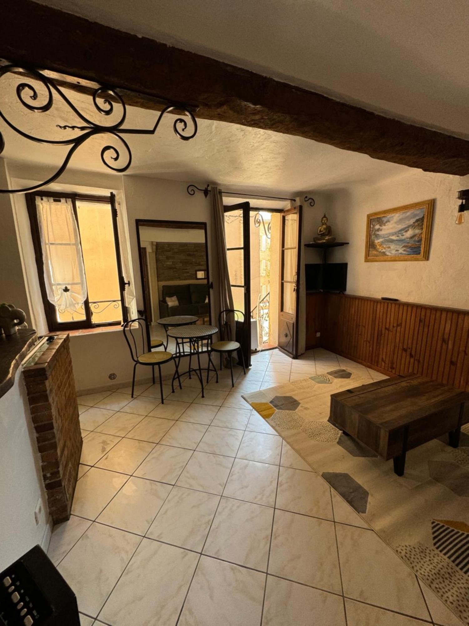 Chez Kay Lejlighed Roquebrune-sur-Argens Eksteriør billede